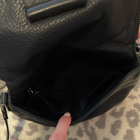 Marc by Marc Jacobs Q Mini Natasha Leather Crossbody Bag - Picture 3 of 5